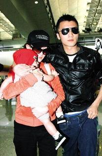 明星和谢霆锋合照照片,星光熠熠瞬间捕捉